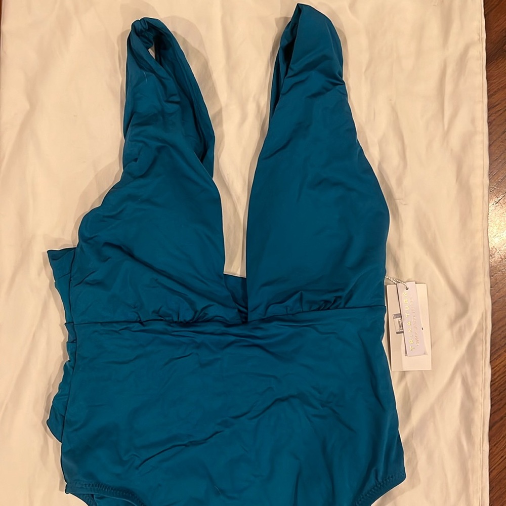 One piece swimsuit. SUPER CUTE! BRAND NEW